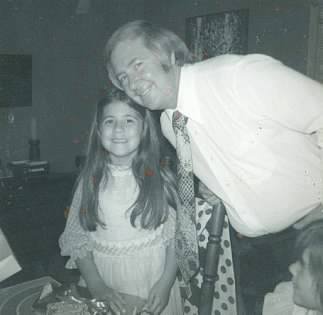 EMMontgomeryTX's tweet photo. Nine years ago today, the Good Lord called you home.  I look at the heavens and ALWAYS wonder what you're doing.  Mom and Leah joined you last year - I love you Dad, miss you every day, and will continue to serve God and my neighbor til I am called home.  Then the fun begins!!! https://t.co/FWgWxQmuEf