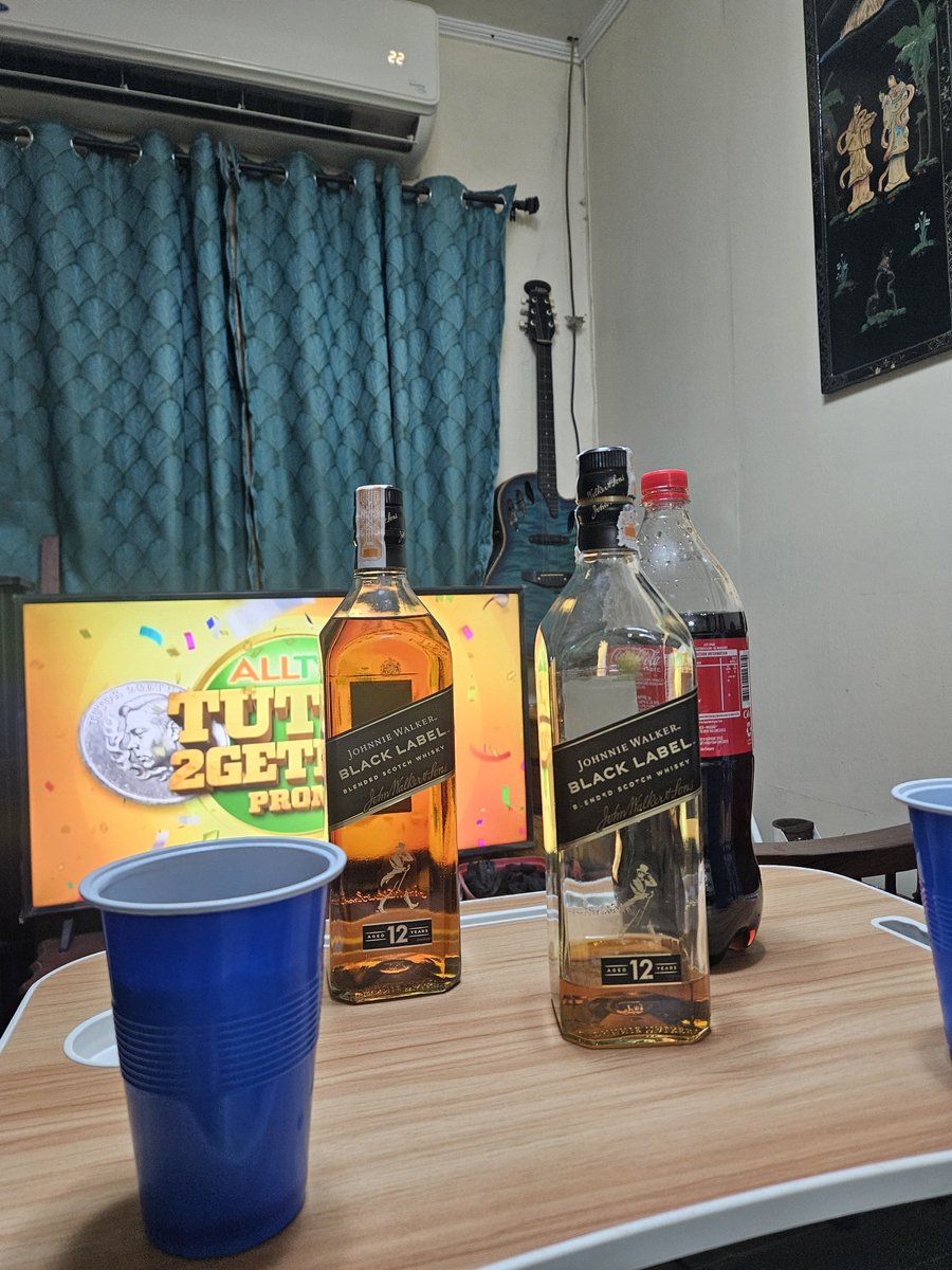 ChitoTop's tweet photo. Walang may gusto? Tapon ko to! 

#Altermarikina #altersanmateo #alterrizal https://t.co/OAbpSt04Kx