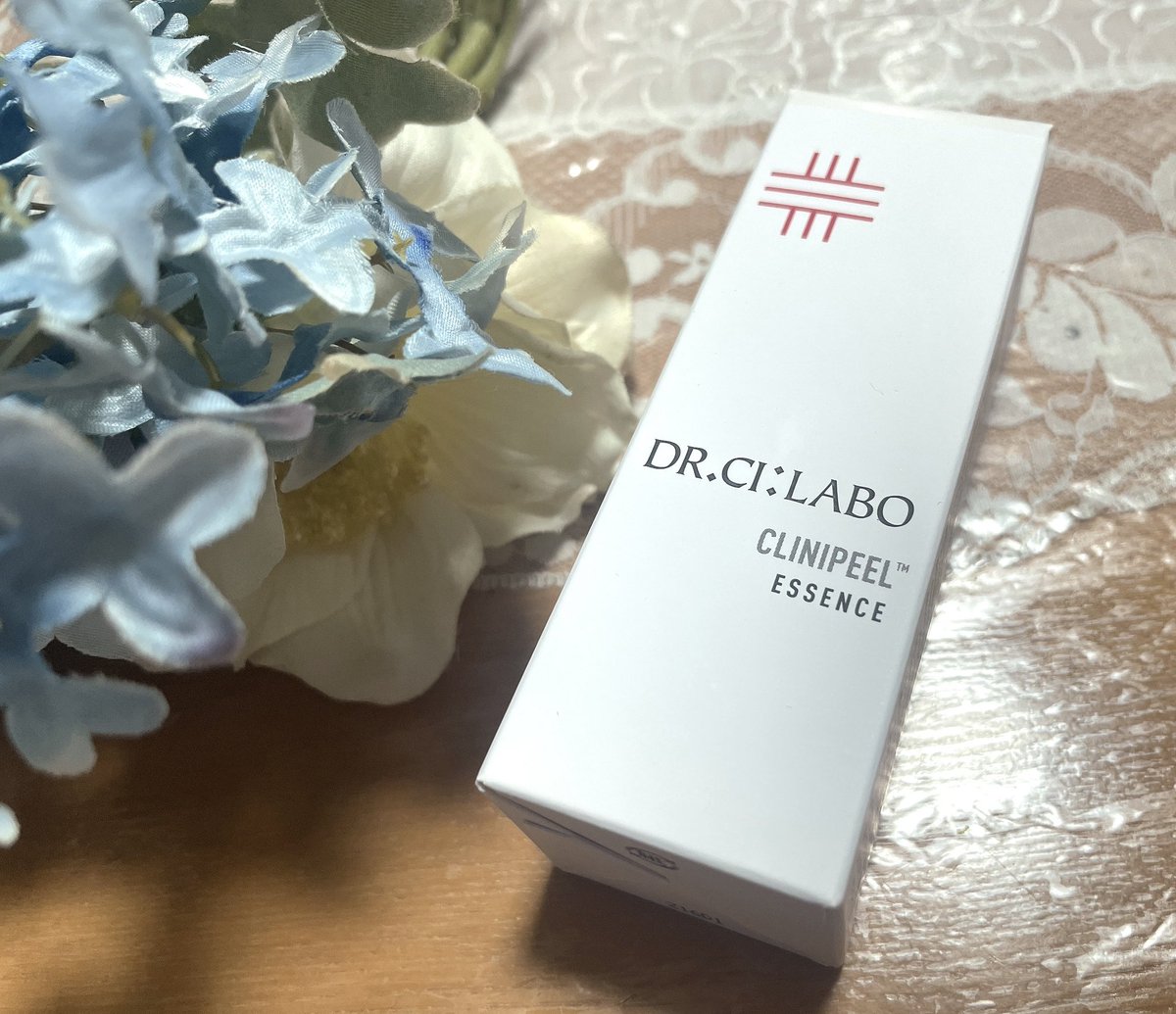frenchbraid2019's tweet photo. クリニピールエッセンス

ドクターシーラボさんの美容皮膚科学発想で作られているという大変興味深い
美容液ですよ♪
お肌にいいこと続くといいな😊 https://t.co/6tec43sSwA