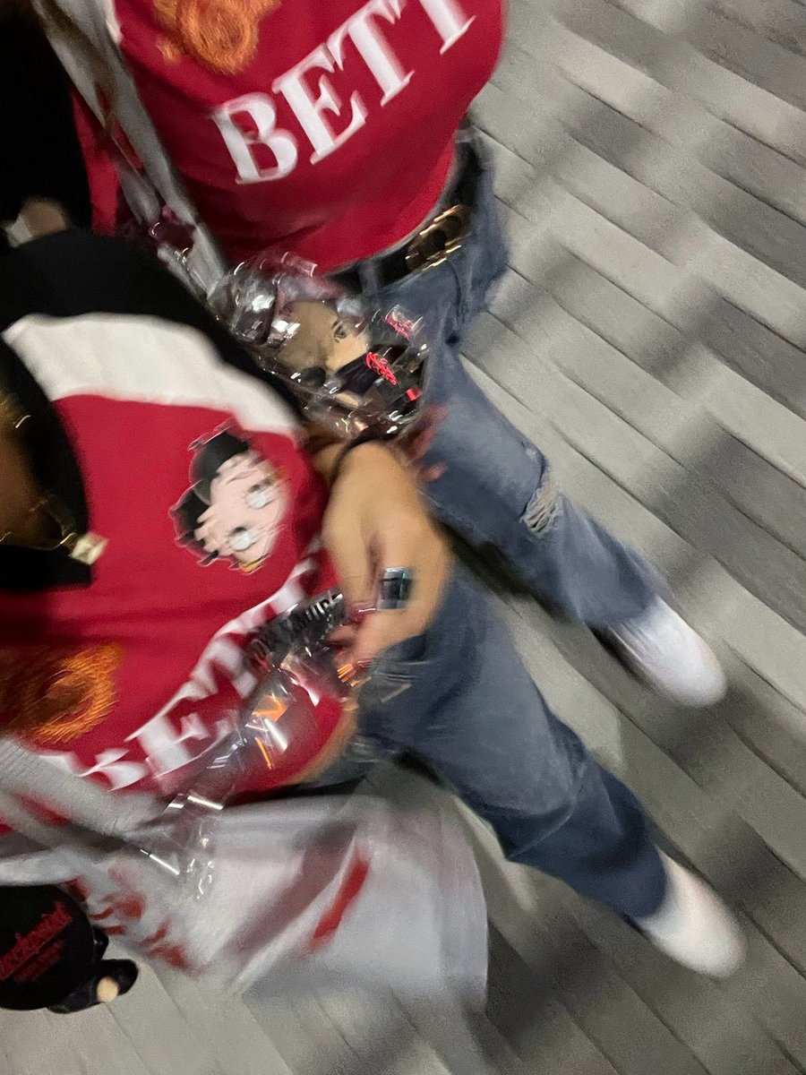 2top_mt's tweet photo. いやーもう最高やなああ🥹

待ってましたやしなんか色々言いたい事ありすぎ！！

個人的にはマリドラの振り付け
可愛すぎる大好き覚えたい！

ほんであのお花は反則
またあの振りを出来る時が来るなんて思わんかったし
寂しかったなぁ。
はいはい、誰パートねって歌う度思った
#木村拓哉 #checkpoint https://t.co/PGHkLkJPjf