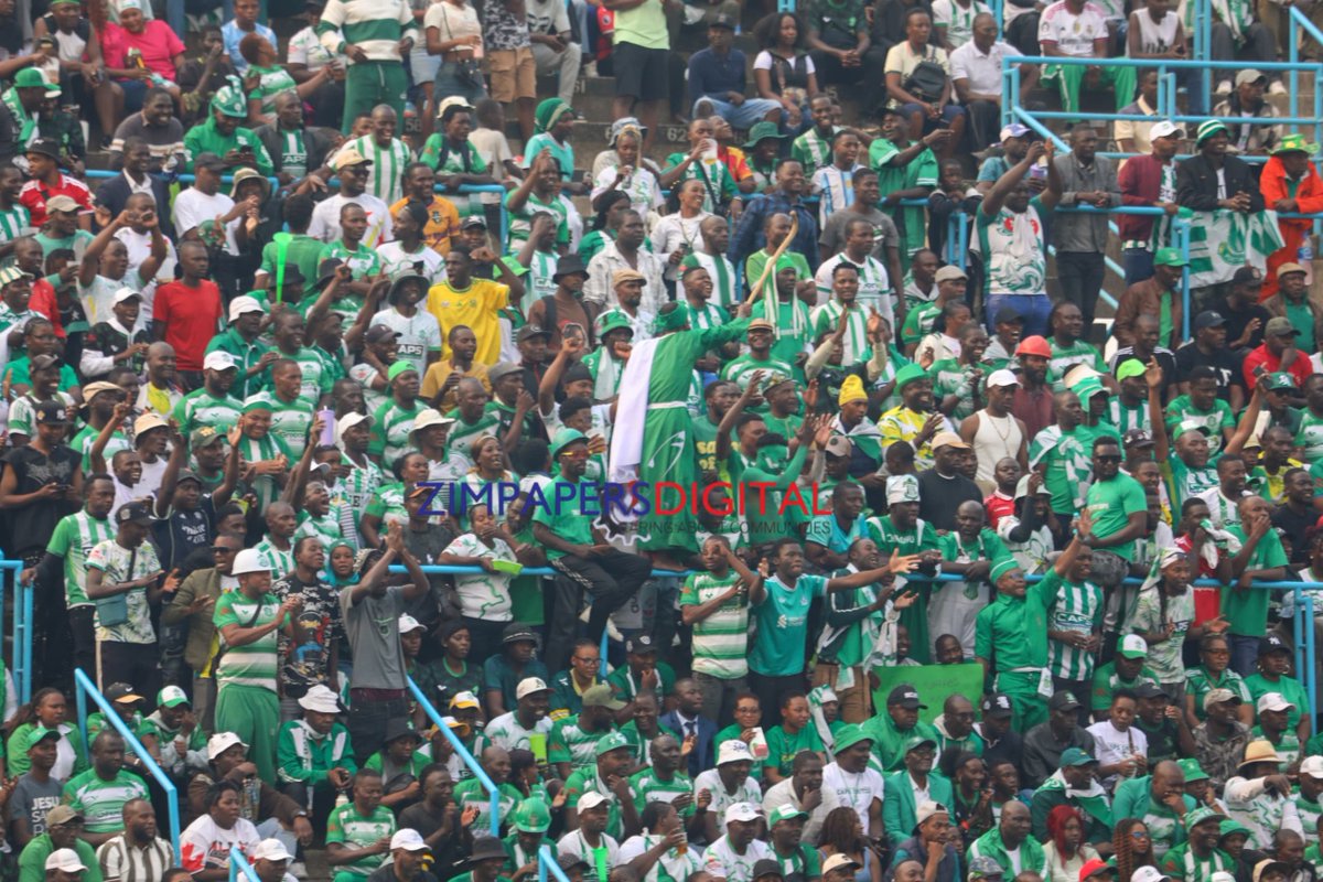 HMetro_'s tweet photo. 35 minutes 

CAPS United 0-0 Dynamos 

Makepekepe had a goal ruled offside, the Green Machine are gradually gaining some control, though their defence is not that solid. 

CAPS United's Njaliwa gets a yellow card https://t.co/4L5XKc4Jxb