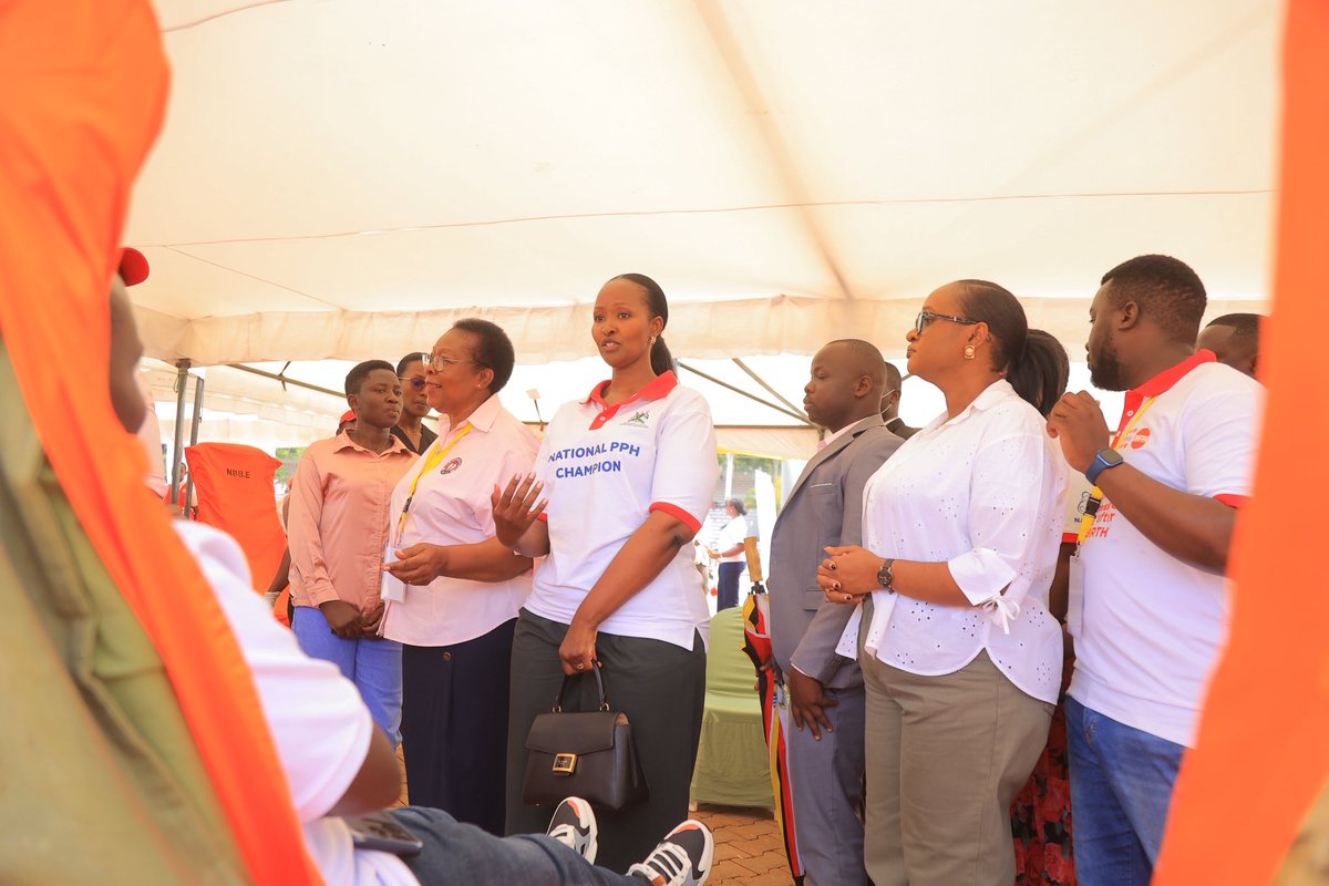 MinofHealthUG's tweet photo. Mrs. Charlotte Kainerugaba, Postpartum Hemorrhage (PPH) Ambassador has launched a National Blood Donation Drive, today. PPH is a condition also known as excessive bleeding after childbirth. This drive is intended to collect blood to save mothers who suffer from PPH in addition to other conditions that require blood. 

The Ministry of Health was led by Permanent Secretary, Dr. @DianaAtwine. 

#MOHatWork