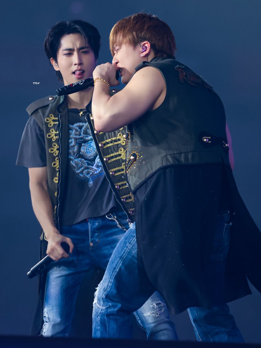 TT_3racha's tweet photo. 260905 RUN IT NAGOYA DAY 1
 
#Changbin #창빈 #チャンビン 
#한 #HAN #ハン #한지성 #HANJISUNG  
#StrayKids #스트레이키즈 https://t.co/DNEzz1dWXB