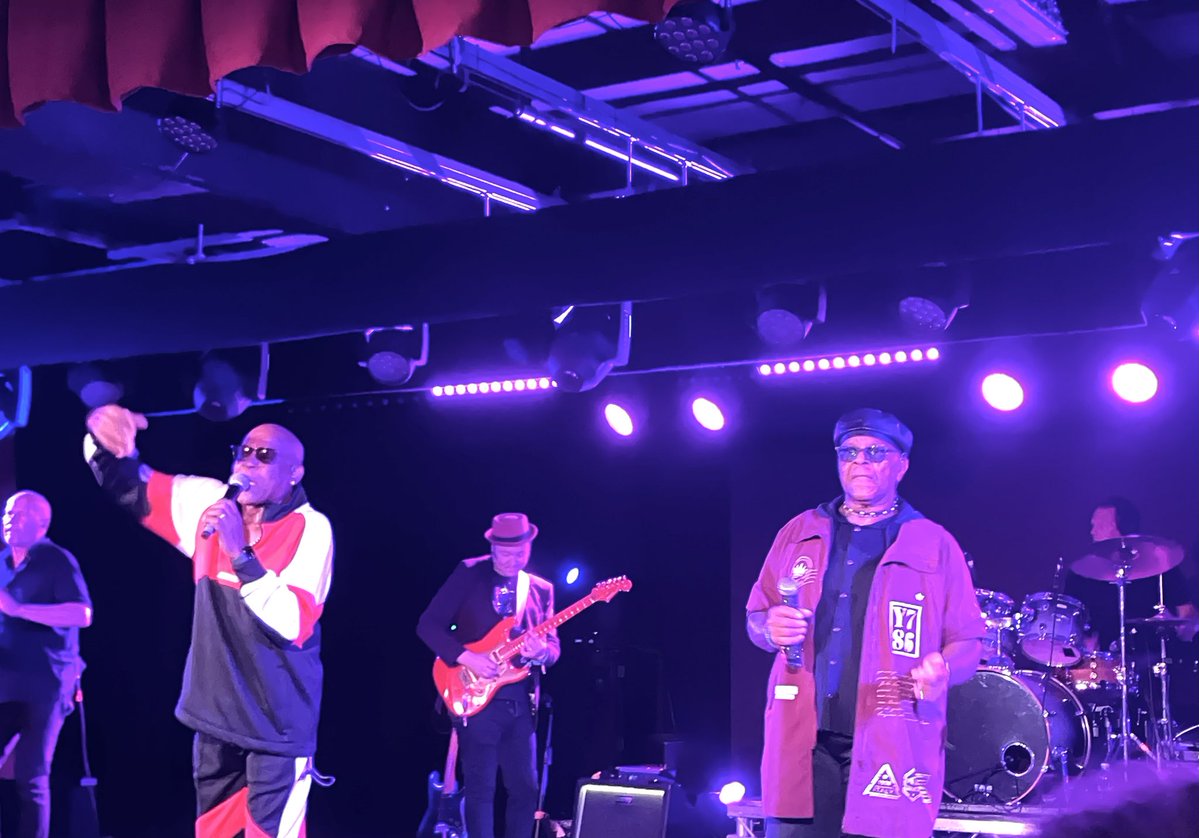 iamCazMac's tweet photo. Loved @realthinguk last night, amazing as always, sounding just like they did back in the day #YouToMeAreEverything Beautiful sunny day here in #Minehead Another mad weekend at #Butlins #WeLoveThe70โs #Day2 https://t.co/NTymvMKTtF