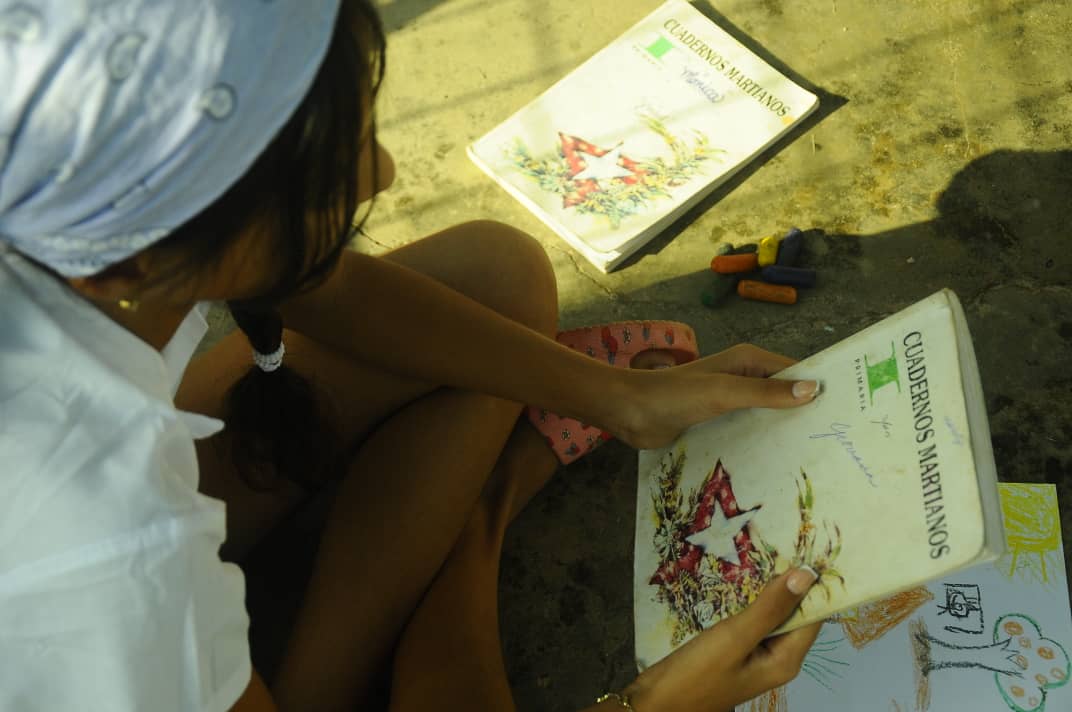 amp_journalist's tweet photo. La fortaleza de #Cuba nunca ha radicado en la opulencia, sino en la dignidad; por eso, la principal batalla contra la crisis actual se ganará cuando logremos que la playa, la luz y la alegría vuelvan a ser un derecho con el que amanezcan, por igual, todos los niños de esta Isla. https://t.co/Sf3tuORUDR