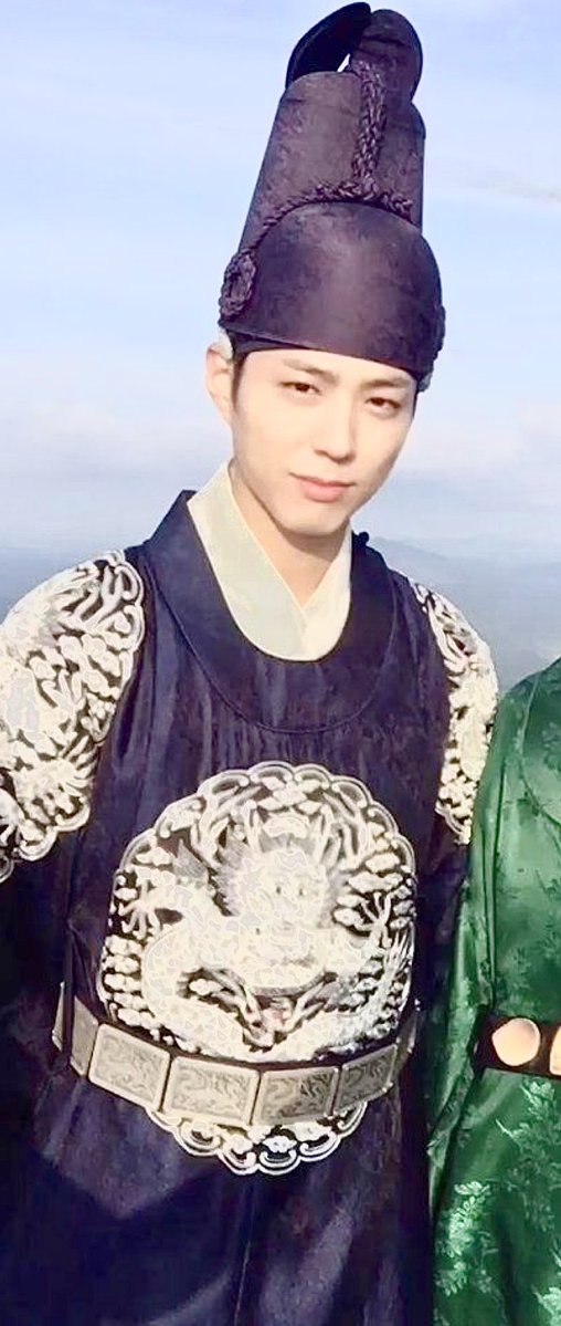 qkrqhra's tweet photo. 10년 전 우리에게만 존재한 세자저하 

#박보검 https://t.co/qsKCnvUcf2