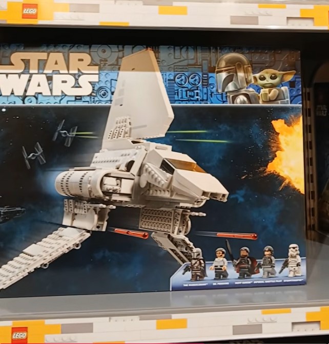 yuriytenmanlego's tweet photo. LEGO STAR WARS in Lego Store π― https://t.co/OX5PcXHkFx #legostarwars #starwars #lego #Π»Π΅Π³ΠΎ #legostore https://t.co/VKbgHXP7Kq