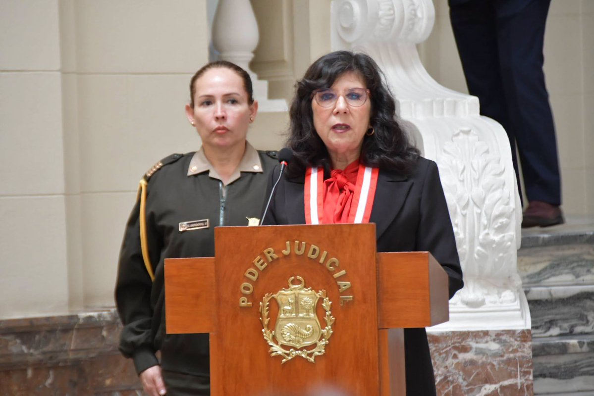PPoR1002PJ's tweet photo. ✍️ Se realizó una visita técnica del #MESECVI, en la #SaladelosJuramentos del #PalaciodeJusticia, con la presencia de la presidenta del #PJ, #JanetTelloGiraldi; la jueza suprema y lideresa del #PPoR1002, Dra. #ElviaBarriosAlvarado; y otras altas autoridades interinstitucionales. https://t.co/cNdn0CnP1w