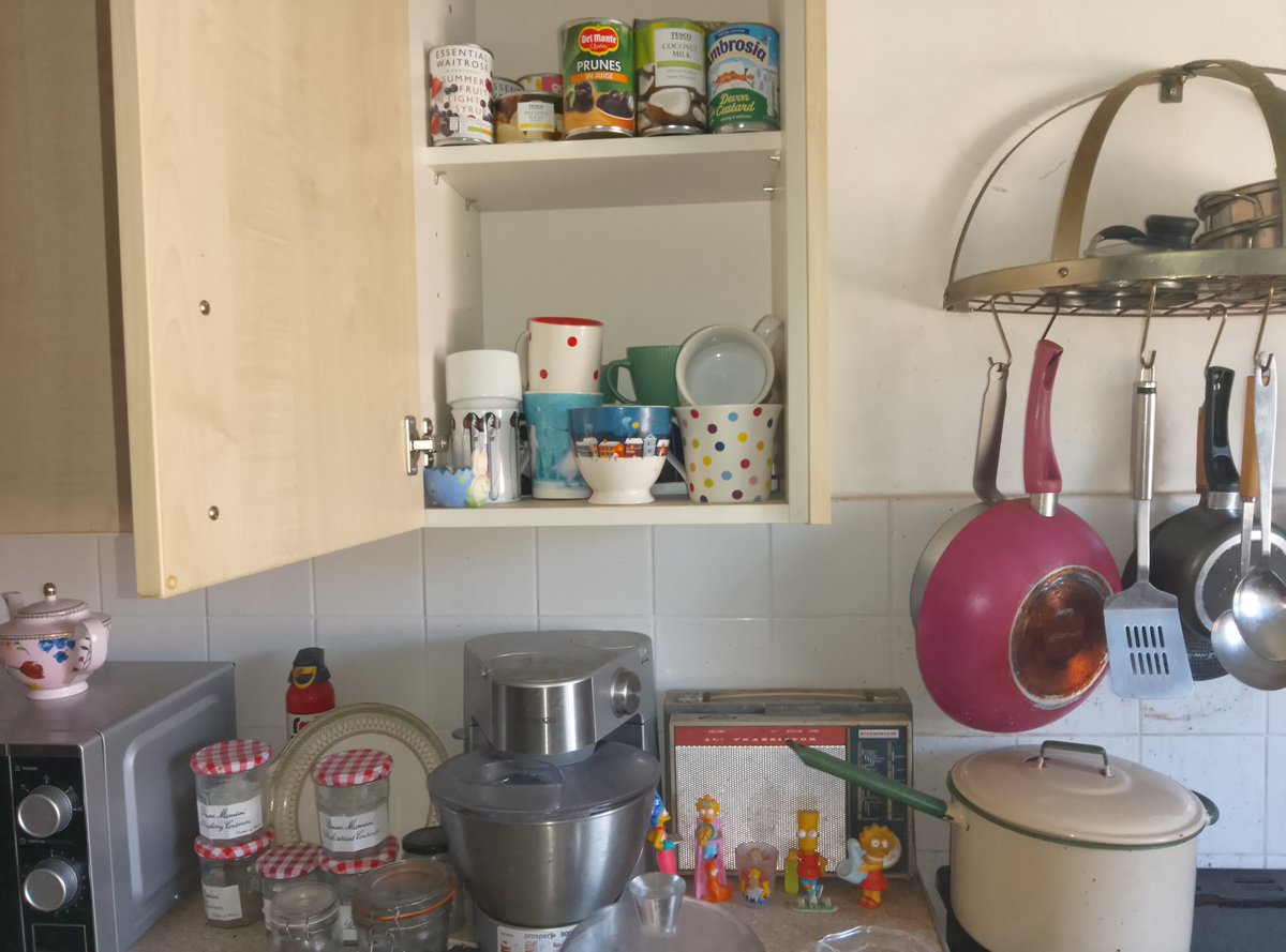 annimeaculpa's tweet photo. #StoreCupboards
More #Tins Puds🥫
Strawberries,Raspberries
Apricots,Peaches,Pineapple,Prunes
Fruit Cocktail,cherry😉
In fruit juices,not syrup
Custard,Rice Pudding
Evaporated Milk
4 Mandarins in Jelly😁
Cherries,Pie Filling🥧
Soup n Pudding in case of
Emergency,or not😋😂🙏. https://t.co/3mBXxL2zbu