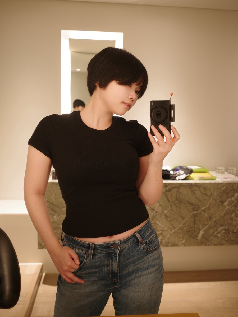 ボーイッシュと女の子っぽいの、どっちが好き？