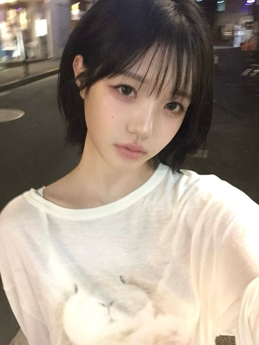 pupzei's tweet photo. 260905 코스모톡 (2) #김채원 https://t.co/yCBdAi17TT