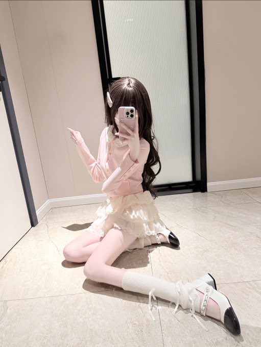 AzaleeMcelvany's tweet photo. 16岁的福有人看吗   
    
     开脱！！开脱！！！  上供！！！！

第一次有点紧张骗人是小狗 https://t.co/x3VC003J33