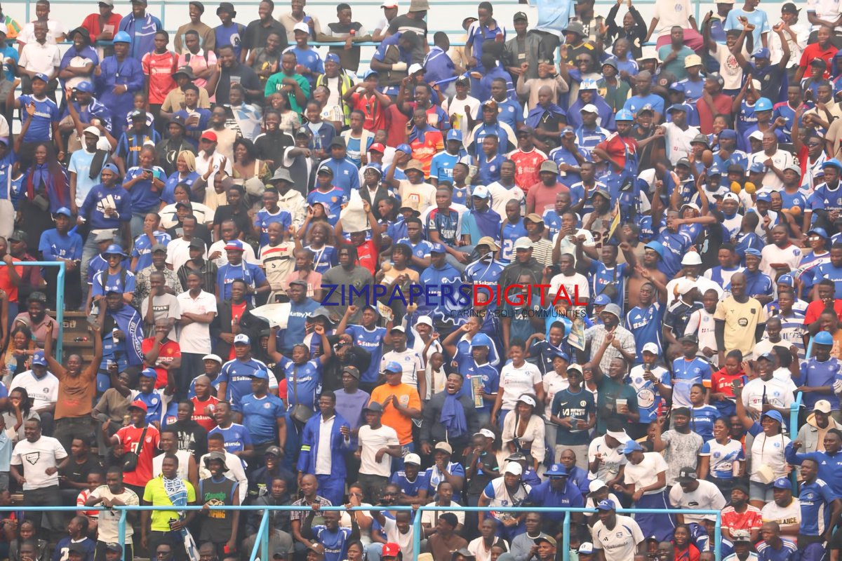 HMetro_'s tweet photo. #HarareDerby 

40 minutes 

CAPS United 0-0 Dynamos 

DeMbare come close but centre back Isaac Landu's header is saved by Victor James https://t.co/4ei8cM4mWw