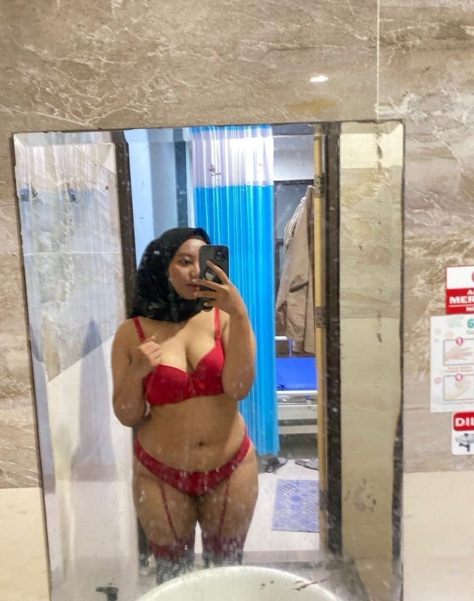jilboobslovah's tweet photo. https://t.co/IPDIMevKnb