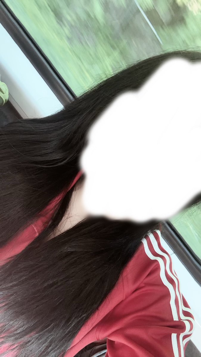 yebin1290's tweet photo. 다시 장발하고싶어짐 근데 기다리는게 ㅈㄴ 귀찮아여 ㅜㅜㅜ 겨울방학때 자르지말걸 https://t.co/TfZTjcDhJR