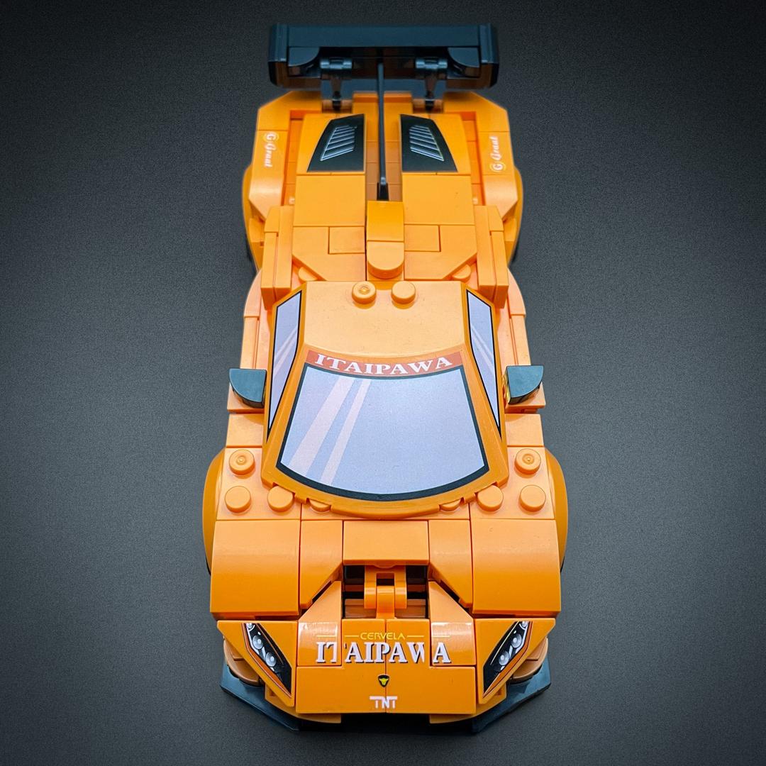 PameliaRadbk's tweet photo. A fun build to photograph: Lamborghini Huracán. One of my favorite LEGO recreations. Save this if you love cars. Links to buy many builds are in my story highlights. https://t.co/UvspT3bVUl