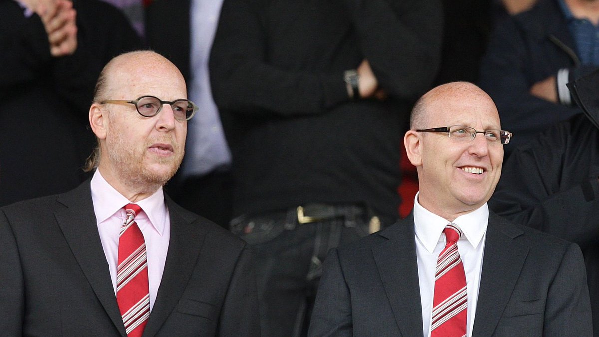 UtdForever7's tweet photo. 🚨Never forget what the Glazers have done to Manchester United.

🔺 Bought United in 2005
🔺 Borrowed £604m and loaded the debt onto OUR club
🔺 £834m reportedly paid in interest
🔺 £731m reportedly still owed
🔺 Around £300m owed in transfer fees
🔺 £300m lost over the last three years
🔺 Total debt now reportedly exceeds £1 BILLION

They bought one of the richest football clubs in the world using debt and made Manchester United carry the burden. Nearly £1 BILLION spent servicing debt, yet hundreds of millions are STILL owed.And after all of that, the Glazers are STILL here.

The Premier League and UK government should be ashamed of themselves to allow such a thing to happen. 
Manchester United fans have every right to be furious. This club should never have been allowed to be bought this way in the first place.

20+ years later and we’re still paying the price.

GLAZERS OUT. 🔰