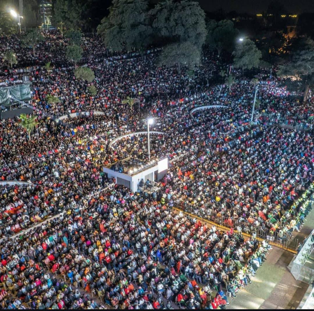 pastorpoju's tweet photo. Yesterday evening @RhemaFeastKenya The President of Kenya came in to visit and to worship. Great  conference hosted by @JulianKyula https://t.co/PiexQjzz4u