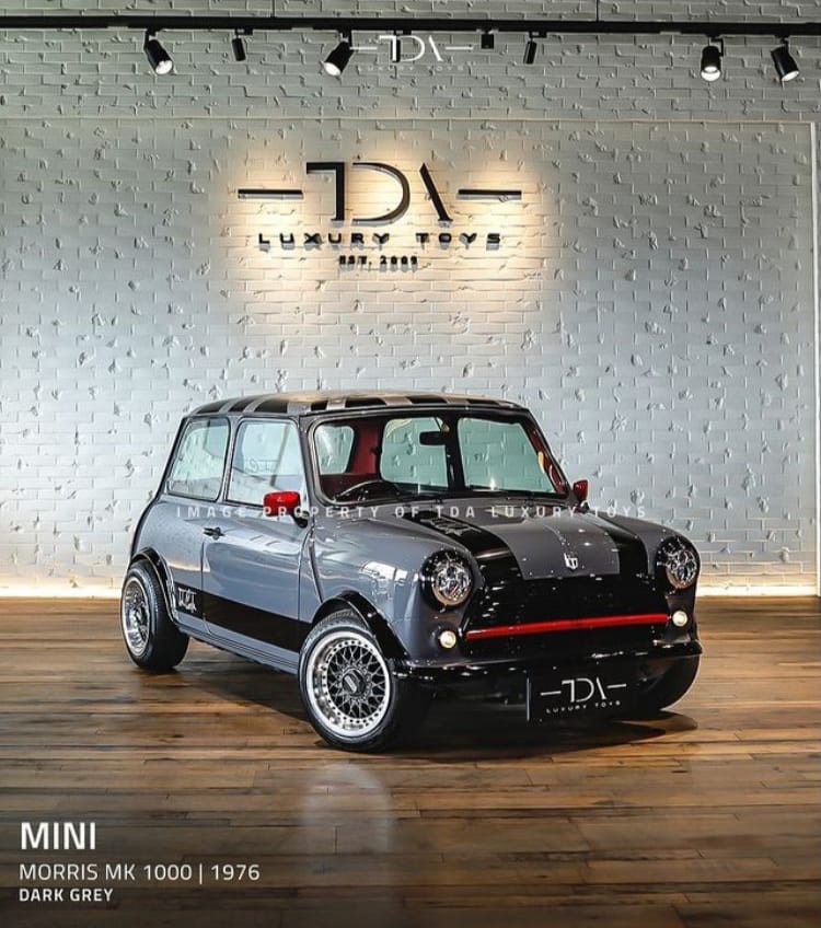 EdenMessan9m7's tweet photo. This MINI is so cute. https://t.co/c2pnlOjkQ9
