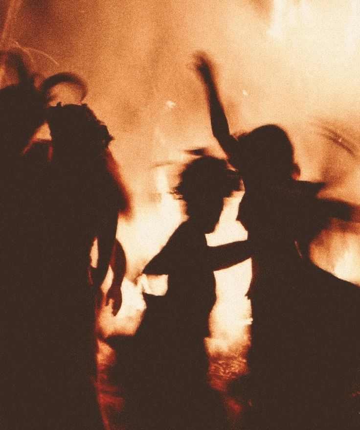 gegenprxss's tweet photo. Dionysus' central domain = ecstasy; altered consciousness and trance, wine is just the shallow version remembered today.

His ecstatic followers; the Maenads, Satyrs and other initiates; were associated w wild mountain and forest rites, ecstatic drumming, frenzy &amp; altered states. https://t.co/CIKp0pGeFP
