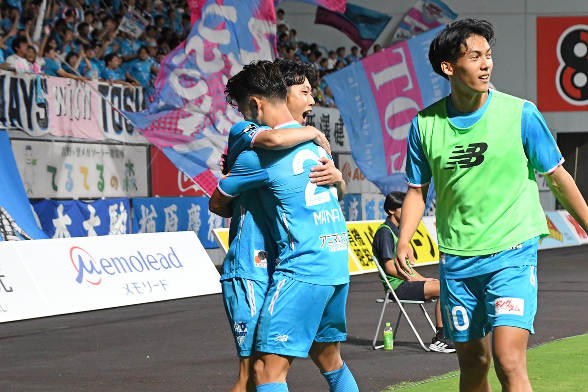 tosu_city's tweet photo. #サガン鳥栖 が本日、駅スタでテゲバジャーロ宮崎と対戦⚽️💥

試合は、前半はお互いにチャンスは作るもゴールには至らず、後半戦へ🔥

後半は鳥栖のペースで試合が進み後半3分、玄理吾選手が先制ゴール‼️
後半22分には、コーナーキックの流れから𠮷田真那斗選手が追加点を奪い、2対0で勝利しました😆✨ https://t.co/diAOK093ex
