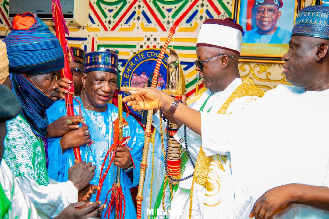 shariffshattima's tweet photo. Congratulations to Alh. Baba Mallam Wali, mni, APC Gubernatorial Candidate for Yobe State, on his conferment with the traditional title of Sarkin Yakin Gudi by His Royal Highness, the Mai Gudi.

A well-deserved honour. May Allah grant you wisdom, strength and success as you continue to serve the people. Amin