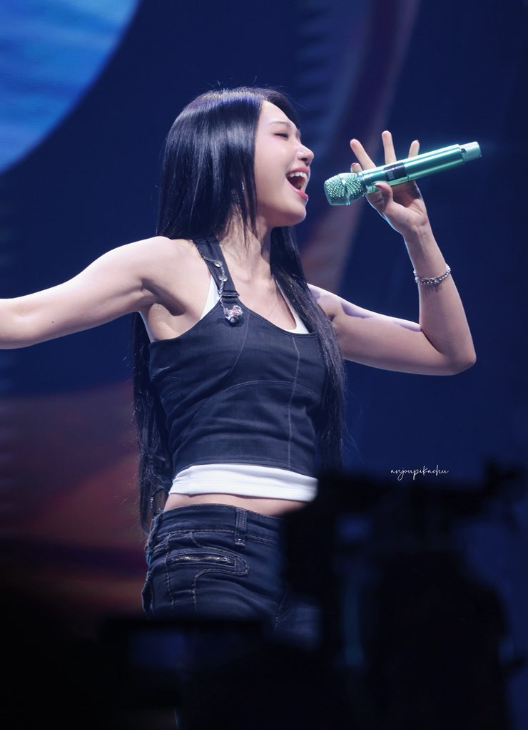 anjoupikachu's tweet photo. 260905 HER VOICE in Kaohsiung

#Apink #에이핑크 #파도 @Apinkjej 
#HerVoice #無所畏懼的女聲
#정은지 #은지 #Eunji #ウンジ https://t.co/z63hTTyckZ