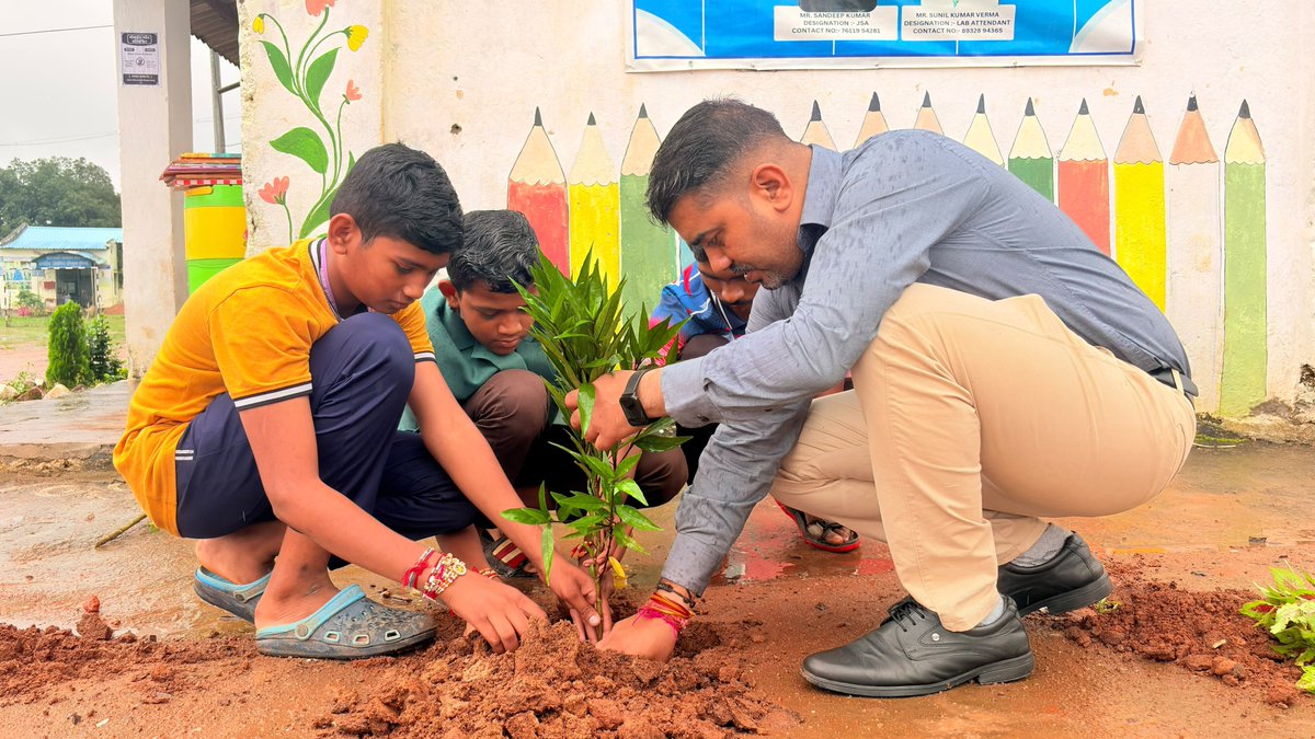 emrskorchi's tweet photo. 03rd September 2026 at EMRS Korchi:
1. Morning Assembly:
2. Ek Ped Maa Ke Naam Campaign:
3. Cleanliness &amp; Hygiene Drive:
4. Mess Management:
5. Safety Measures:
6. Supervised Night Study:
All the activities were completed successfully with active participation and team spirit. https://t.co/nmYSHAj9Cz