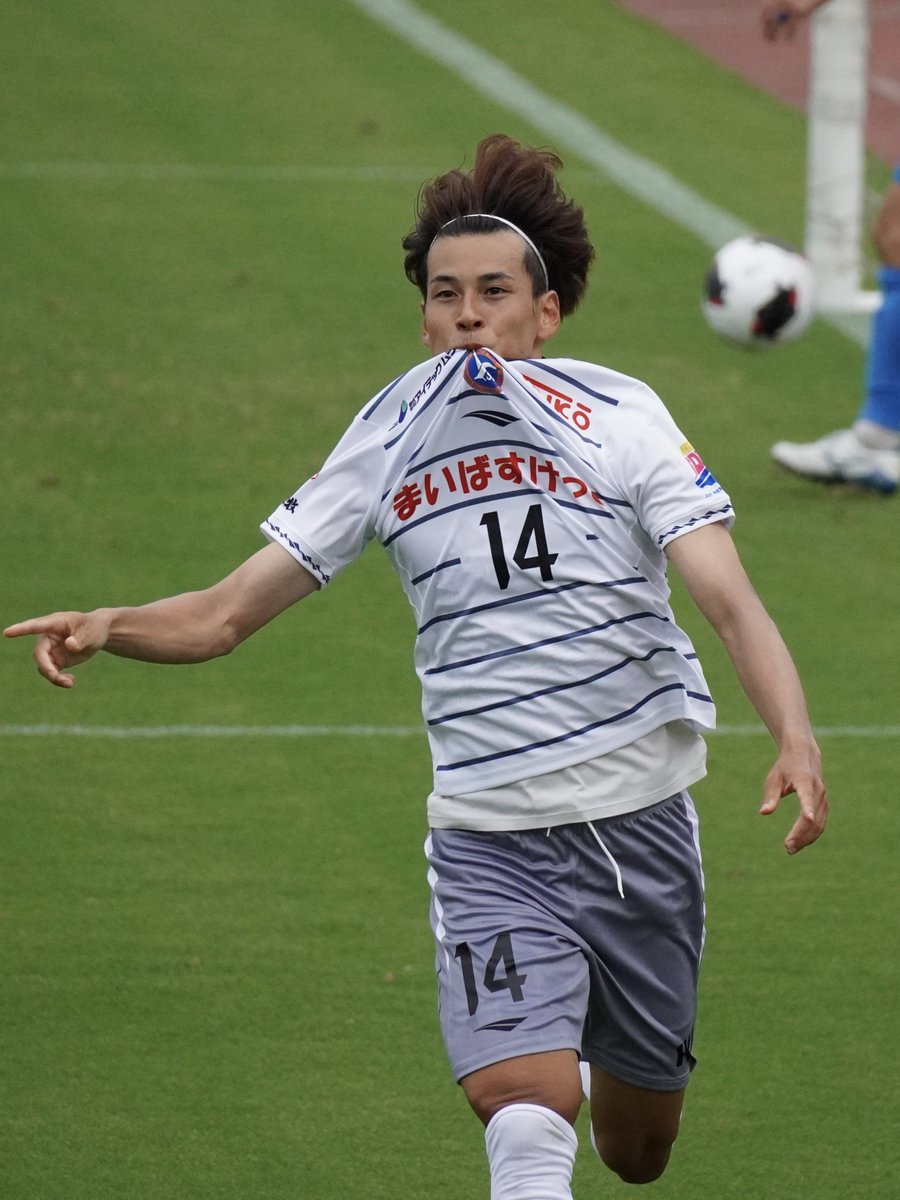 yumitrico's tweet photo. 崚平のゴールパフォーマンスが先週の泰斗と全く同じで感動したんだけど、本人に聞いてみたら兄がやってたって全然知らずに同じことしてたらしくて、脇坂家のDNA凄ない？？
2026/9/5 vs 横河武蔵野FC
#yscc https://t.co/2VOnU2JpbZ