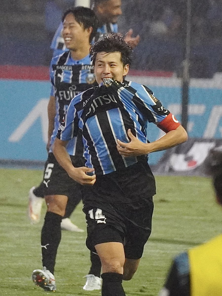 yumitrico's tweet photo. 崚平のゴールパフォーマンスが先週の泰斗と全く同じで感動したんだけど、本人に聞いてみたら兄がやってたって全然知らずに同じことしてたらしくて、脇坂家のDNA凄ない？？
2026/9/5 vs 横河武蔵野FC
#yscc https://t.co/2VOnU2JpbZ