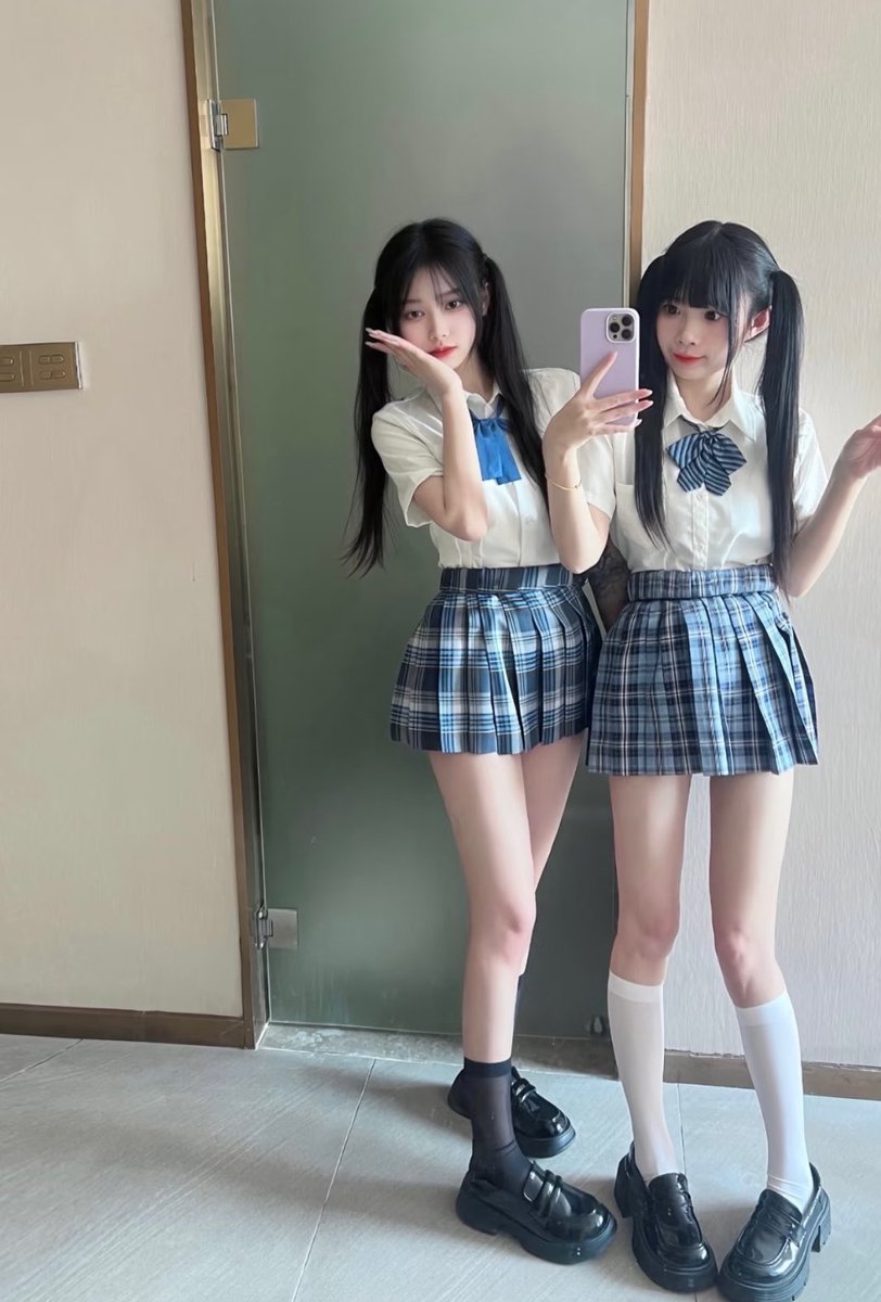 FelixPeral86456's tweet photo. 和闺蜜福照有人看嘛...当一次女菩萨！！！

是粉哒看完不许瞎说          

赶紧看，我要删了…… https://t.co/fet2bjznNu