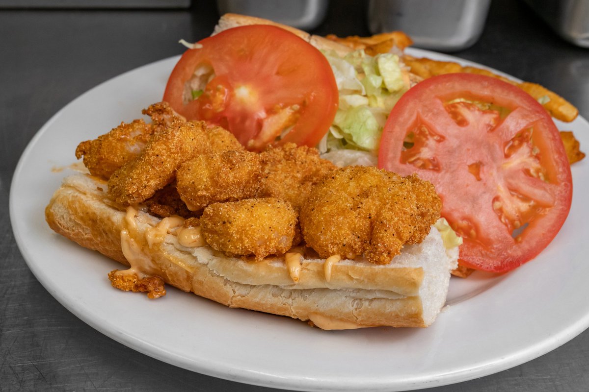 Taytros's tweet photo. Craving Louisiana flavor? Fried Shrimp or Catfish Po Boy brings crispy, golden seafood on a hearty roll with the kind of bold, satisfying bite that fits right in at Taytro's Bar &amp; Bistro. Come hungry and dig in 😋🐟 #TaytrosBarAndBistro #PoBoy #CajunFlavor https://t.co/1nCbcOQz5p