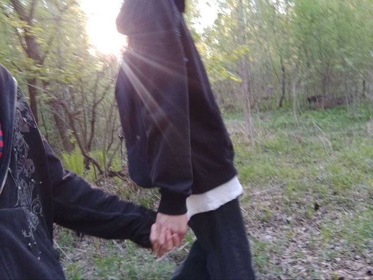 Wtfvalen777's tweet photo. *ೃ༄ mini au #narusasu .ೃ࿐

Donde Naruto despierta luego de un accidente y no recuerda nada, solo a su amado novio Sasuke.

↶*ೃ✧˚. ❃ ↷ ˊ-

O donde Sasuke, aún con el corazón roto, no sepa como decirle que el accidente fue culpa de una discusión que los llevó a terminar. https://t.co/GbnhzQv4dt