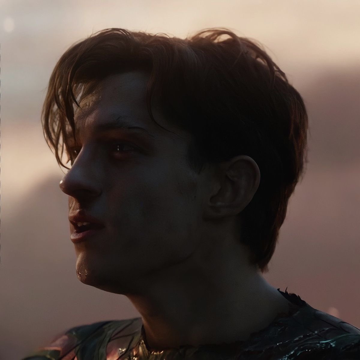 roratosy's tweet photo. Infinity war prince charming hair I think of you everyday https://t.co/Se5HlcgYRl