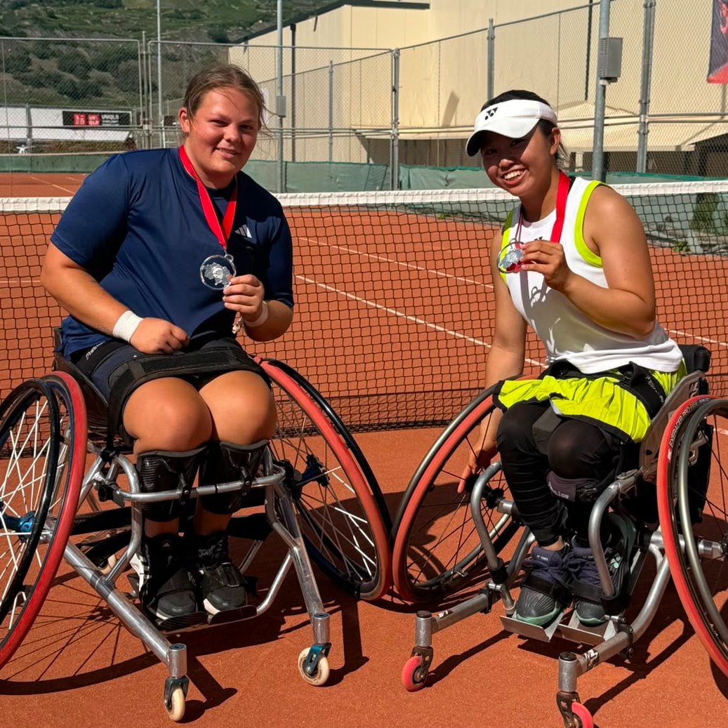 WChairTennisGB's tweet photo. 🏆 @RubyBishop_ starts September just as she started August...in title-winning form, but this time in doubles...
 
Ruby &amp; Rio Okano (JPN) beat Nalani Buob &amp; Angela Grosswiler (SUI) 6-2, 6-2 to win the women's doubles title at the WC100 Sion Open

#BackTheBrits | #WheelchairTennis https://t.co/KS2sNgUrKj