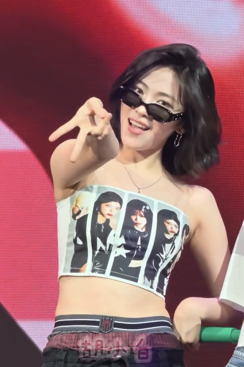 thinkboutryu365's tweet photo. WHY IS SHIN RYUJIN THE CUTEST THE PRETTIEST THE HOTTEST PERSON EVER 😭 https://t.co/UMdhnoW8qy