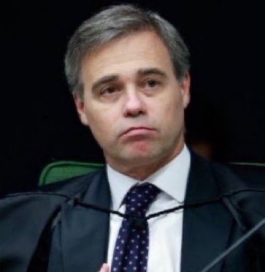 NORTEOU's tweet photo. 🚨 VEJA - Fachin indica intenção de levar ao plenário crise envolvendo Moraes e Mendonça, diz CNN https://t.co/61h1kdgg9T