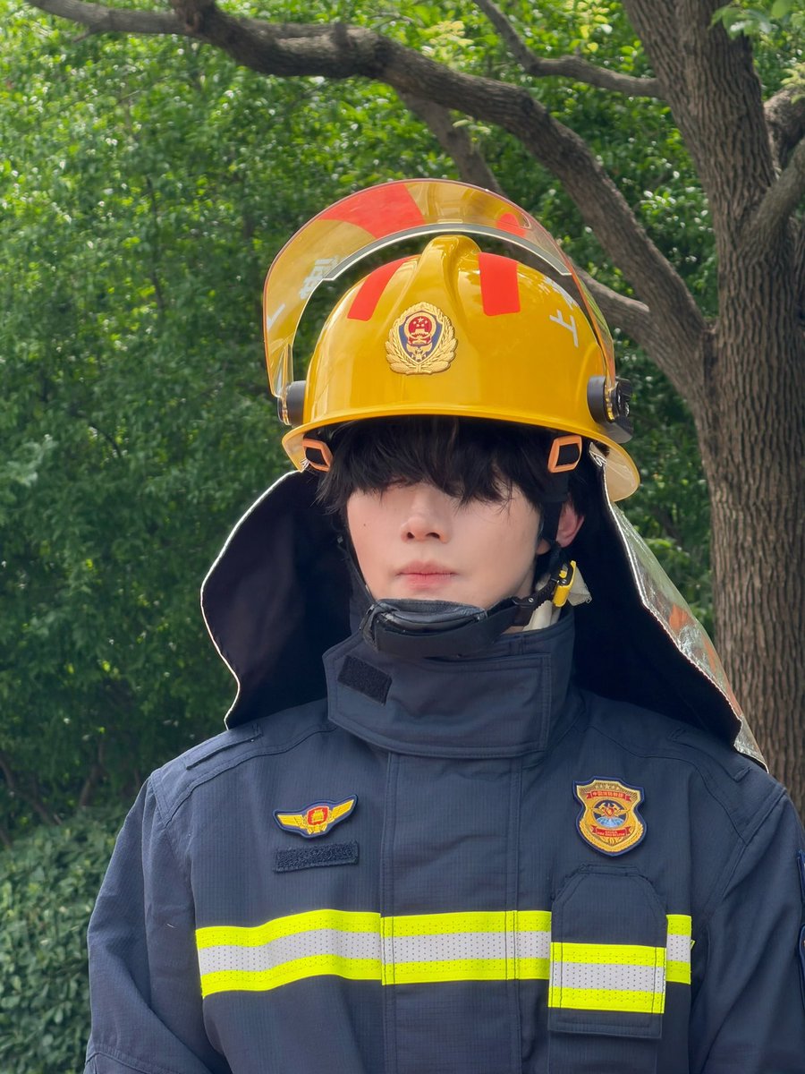 Eqn55's tweet photo. Rumors say he went to terminate his contract after this vlog https://t.co/3VSRd5r4Mw
