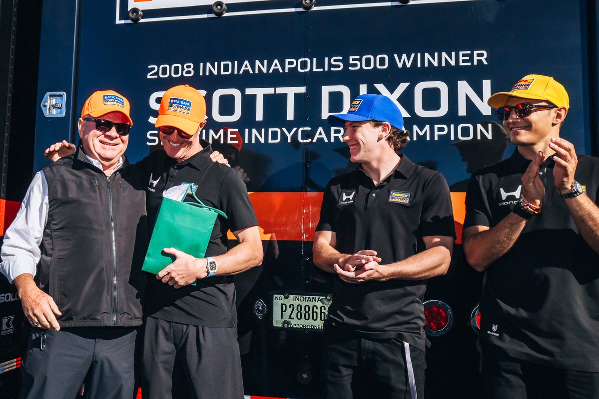 CGRTeams's tweet photo. 59 victories, 2008 Indianapolis 500 winner, six-time INDYCAR Champion, and countless memories. Thank you, Scott! ❤️

Let’s finish this journey the same way we started it: winning. https://t.co/wg89Rps6sA
