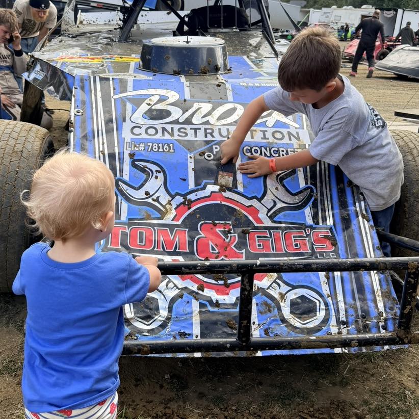SalinaSabhoqa's tweet photo. Sponsor Shoutout: Tom &amp; Gigs Automotive &amp; Hobby Shop LLC

Thank you to Tom &amp; Gig’s Automotive for supporting Jordan Stevens Racing! Serving Coos Bay since 1969, they offer reliable repairs, maintenance, wheel alignments, and Traxxas R/C cars. https://t.co/n4OimEcc7q