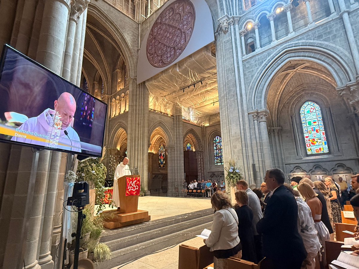 EgliseEERV's tweet photo. #EERV Le #cultesynodal sera présidé par le pasteur officiant Nicolas Monnier accompagné de Bertrand Quartier (diacre) https://t.co/GgsIvTbCkj