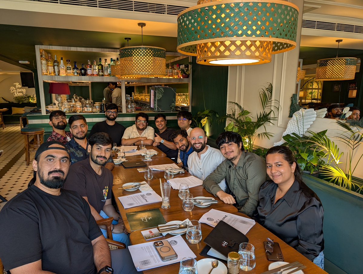 udayan_w's tweet photo. research papers + good people + good beer = saturday afternoon well spent.

this was research on tap, season 2 : self improving agentic systems

was a lot of fun doing this with @manthanguptaa 

which one should we do next? https://t.co/TCQDg08vhU