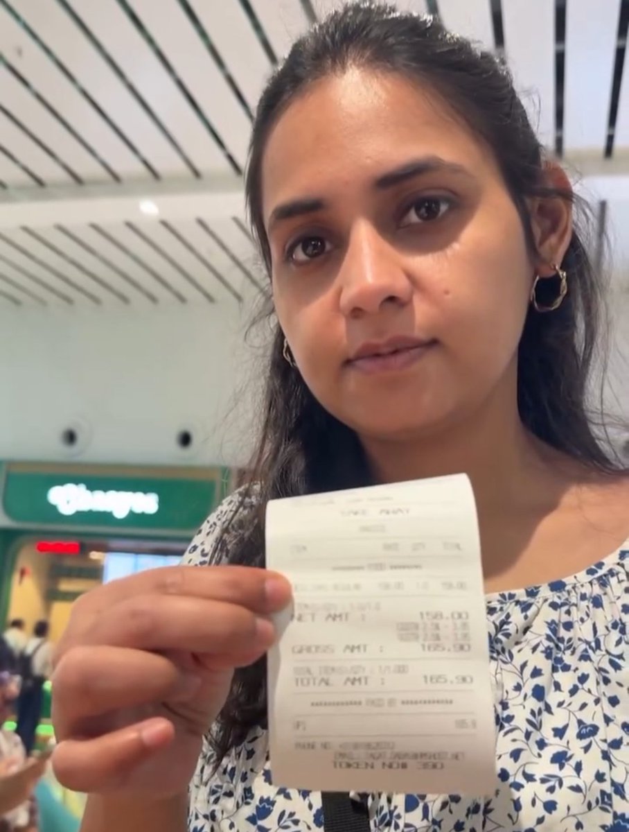 Neend_Ki_Rani's tweet photo. A woman was sitting in Delhi enjoying a vada pav when suddenly she thought,
“The real vada pav is only found in Mumbai!” 😋

So, without wasting any time, she packed her bags and took a flight to Mumbai for around ₹5,000—just to eat vada pav. ✈️

After landing, she had a ₹165 cup of tea at the airport ☕ and boarded her flight at 4 PM.

She reached Mumbai at 7 PM, but it took nearly 70 minutes to cover just 11 kilometres because of the traffic. 😅

She then booked a room for ₹4,000 a night and the next morning, she went out in search of Mumbai’s authentic vada pav.

No fancy restaurant, no expensive café…

She finally found a small street-side stall in a Mumbai lane, where the vada pav cost just ₹20! 🌶️

But by then, she had already spent nearly ₹15,000 on the flight, stay and other expenses. 😳

After taking the first bite, she said,
“After spending so much money and time, this is honestly the best vada pav I’ve ever had!” ❤️

Now the question is—

Would you spend ₹15,000 just to eat a ₹20 vada pav in Mumbai? 😂