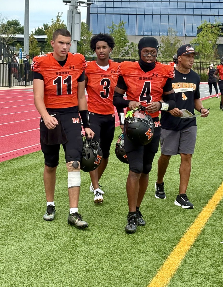tdhald's tweet photo. Tied 7-7 at half 🏈
@Jacksonherb11 slings it to @sonnymoore_2 for the TD 🙌🏼 💯
& right before HT 2030 prospect @jamir_greene1 w/ tight coverage gets a 🔑 INT to keep Haverford out the end zone
#WhyNP #MustOffer
@NPCoachZim @McDonoghFB @McDCoachSule https://t.co/743FhrUMdW
