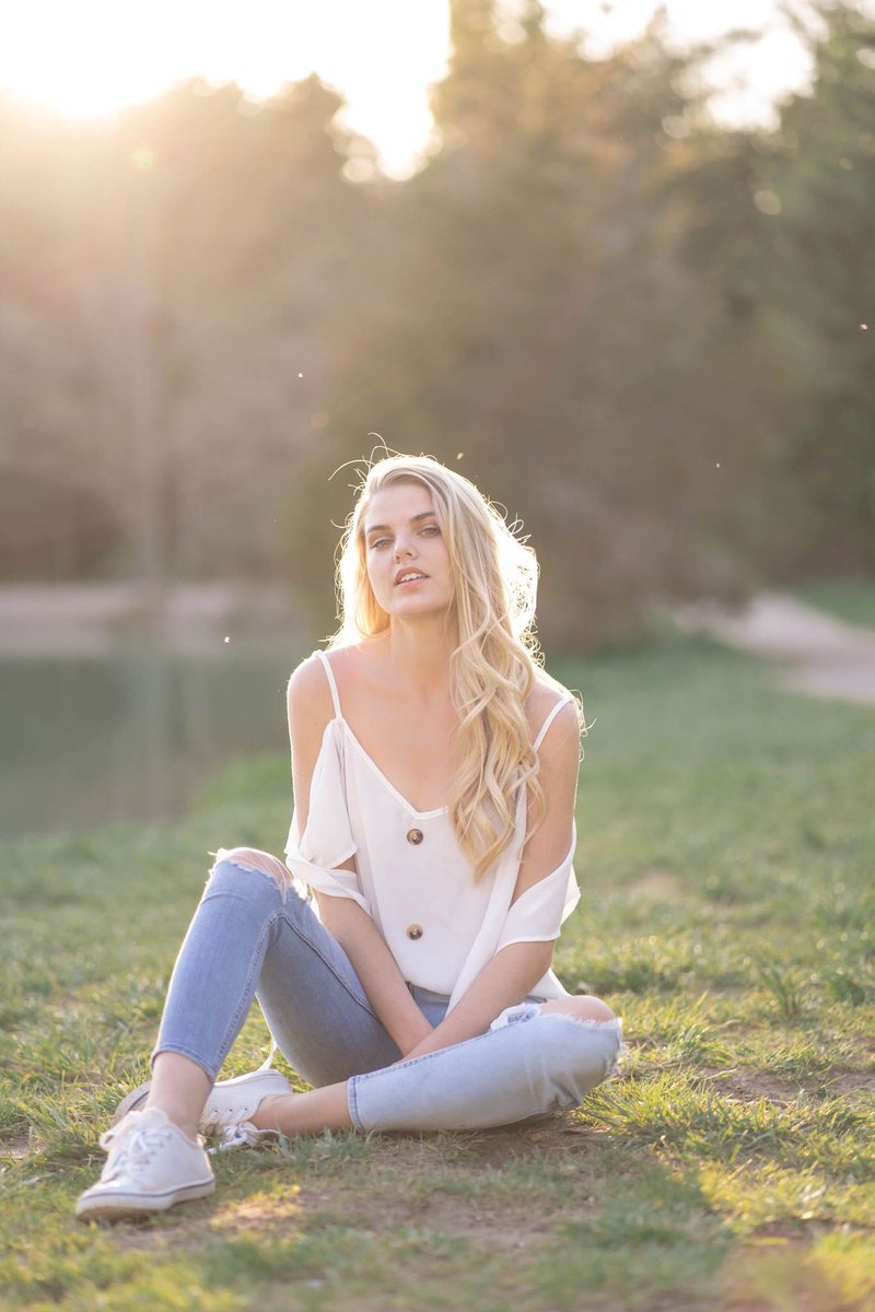 AriaSmithvr5's tweet photo. #Jneverjudgeanyone #viral #explore #perfection #tredingudge me when you are perfect until then keep your mouth shut https://t.co/6ncwhB13lH