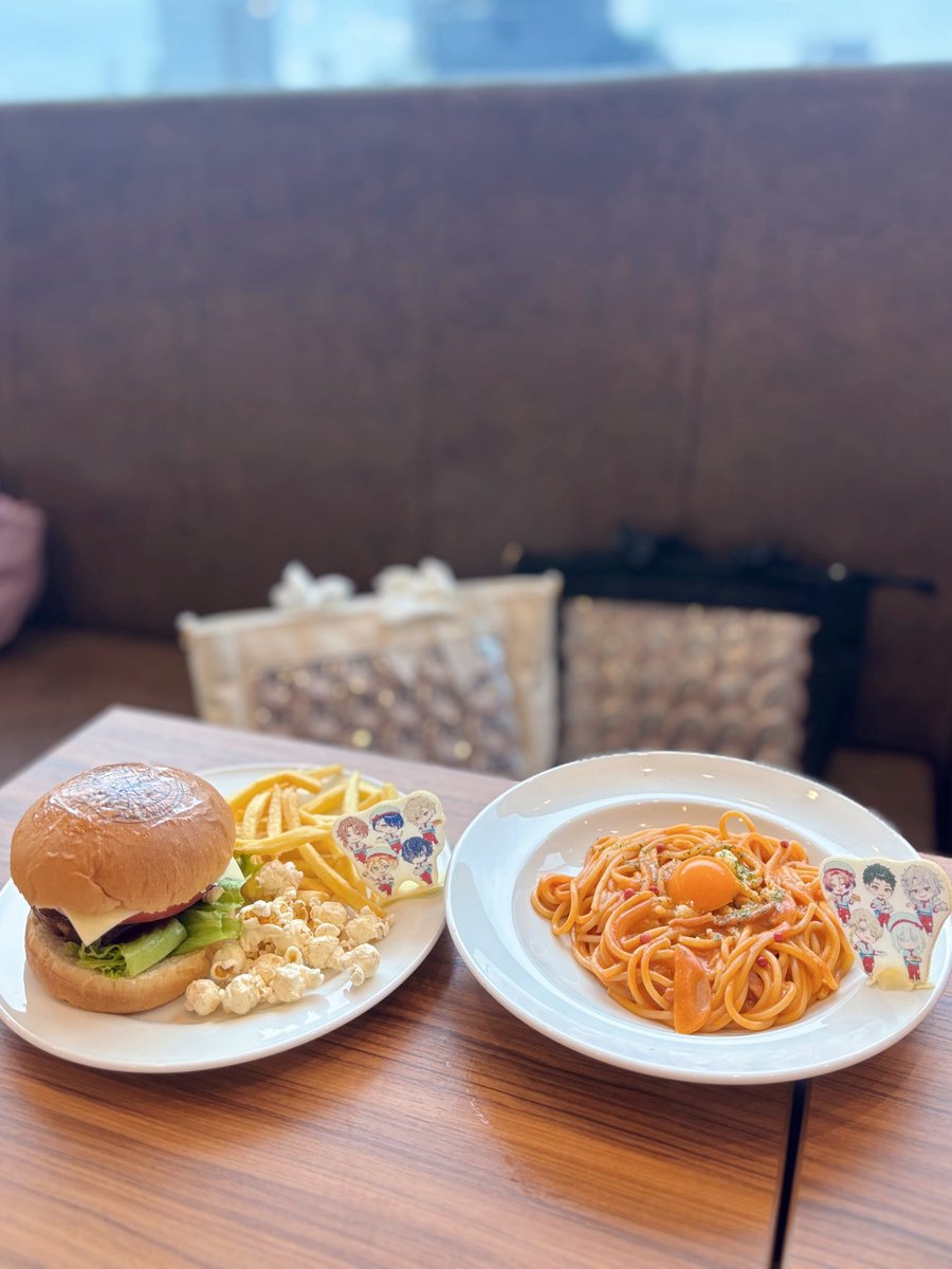 knyzz0's tweet photo. 幸せ空間の中幸せメニューを食す🟢✨ https://t.co/s86t1T8zzw