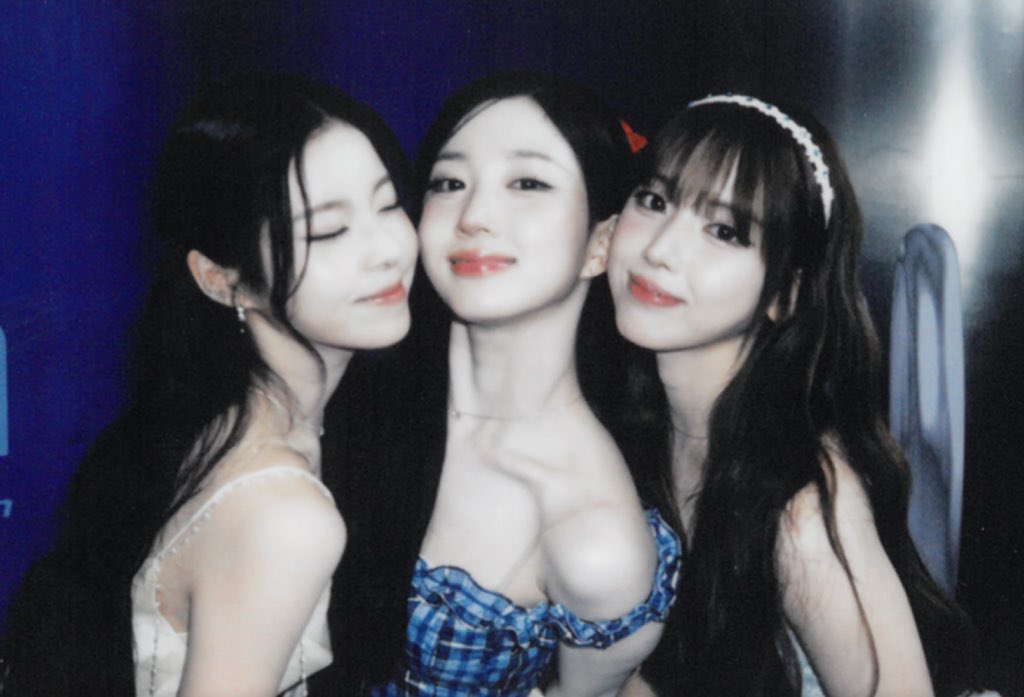 yang6gaeng's tweet photo. 엔믹스 잘맞는이유 3장녀와 3막내로 이루어진 팀이여서 https://t.co/heY5LugOQa
