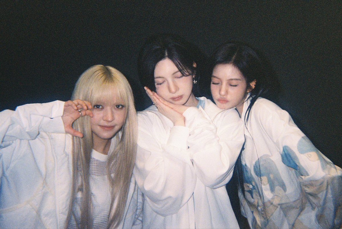 yang6gaeng's tweet photo. 엔믹스 잘맞는이유 3장녀와 3막내로 이루어진 팀이여서 https://t.co/heY5LugOQa