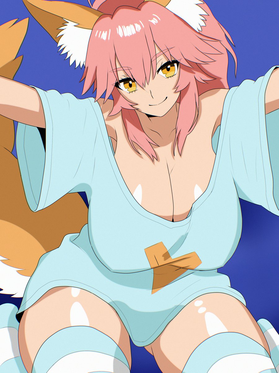 BPM05R's tweet photo. Do you ever see a woman so beautiful, you feel you might cry? That's how I feel about Tamamo. Especially with all those new outfits she is getting. I love my wife so much, I can't wait to play again...
I mean, just look at her!
#FateEX_Record #EXTRAリメイク #FateEX #FGO https://t.co/kwZRx8uS8n