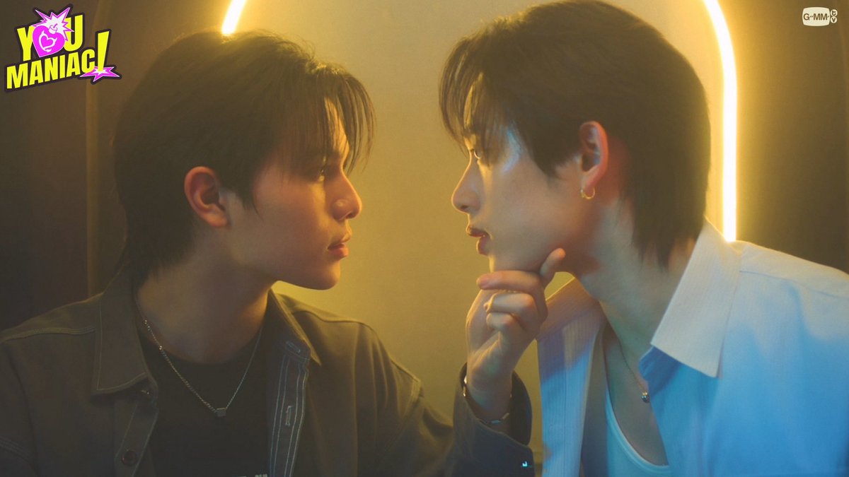 C7_collection's tweet photo. 【#YouManiacSeriesEP2】
第２話ご視聴ありがとうございました❤️‍🔥

誕生日の過ごし方も正反対の2人！反対だからこその、お互いへの影響力の大きさを感じますね…

この行動は駆け引き���のか本心なのか、本音がわからないままドキドキの展開へ突入の第2話🔥
また１週間が待ち遠しいですね🥹

今週もお疲れ様でした✨
よい週末をお過ごしください🌙

🔽#楽天TV 第1話無料配信中
https://t.co/CwsMXcawLy
#楽天TVでYouManiac
#YouManiacSeries
#GMMTV #WilliamEst #williamjkp #est_rvp